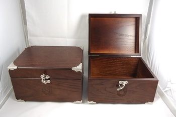 OAK wooden box